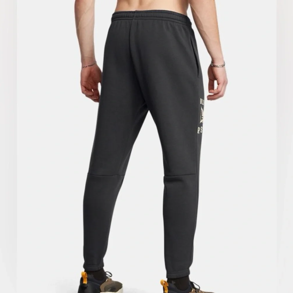 UA Project Rock Veterans Day Icon Fleece Pants - Picture 2 of 6